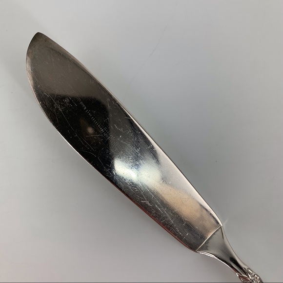 2/$20 1847 Rogers Bros. IS 1965 Vintage Silver Garland Pattern Butter Knife - Picture 2 of 10